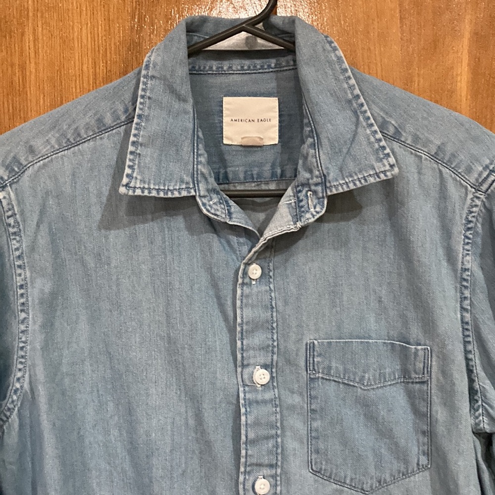 American Eagle Lightweight Denim Button Down Shirt - image 3